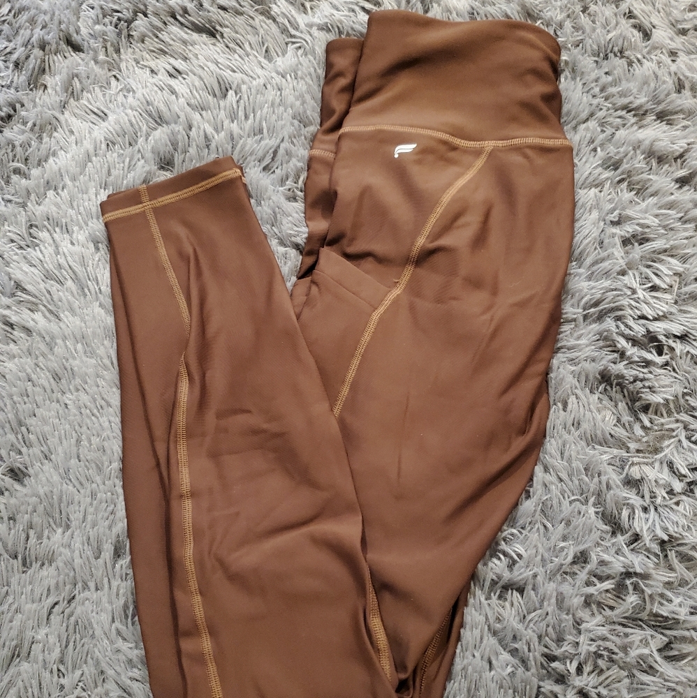 Fabletics leggings with pockets